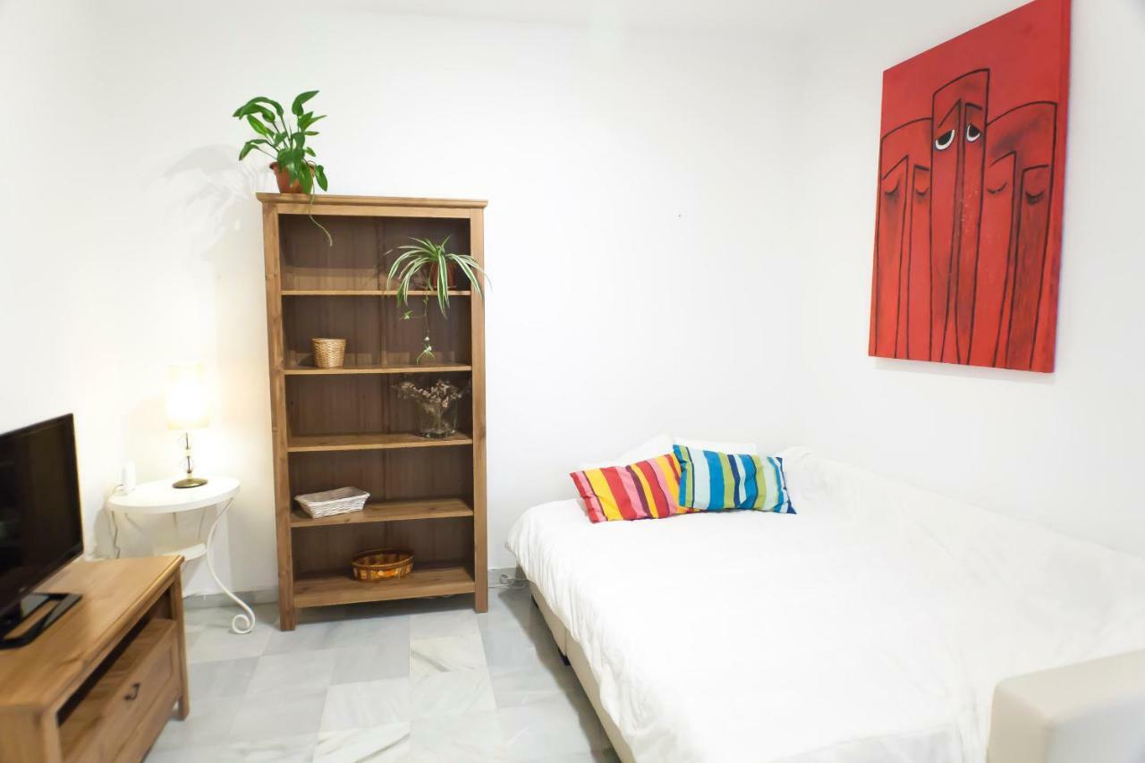 Archeros Oasis Seville Exterior photo
